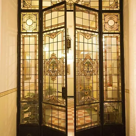 La Belle Epoque فلورنس