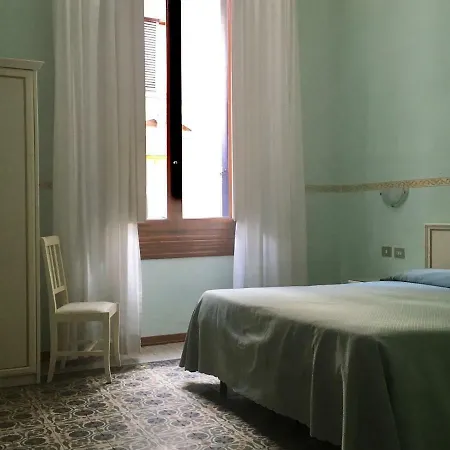 Maison d'hôtes La Belle Epoque 2*